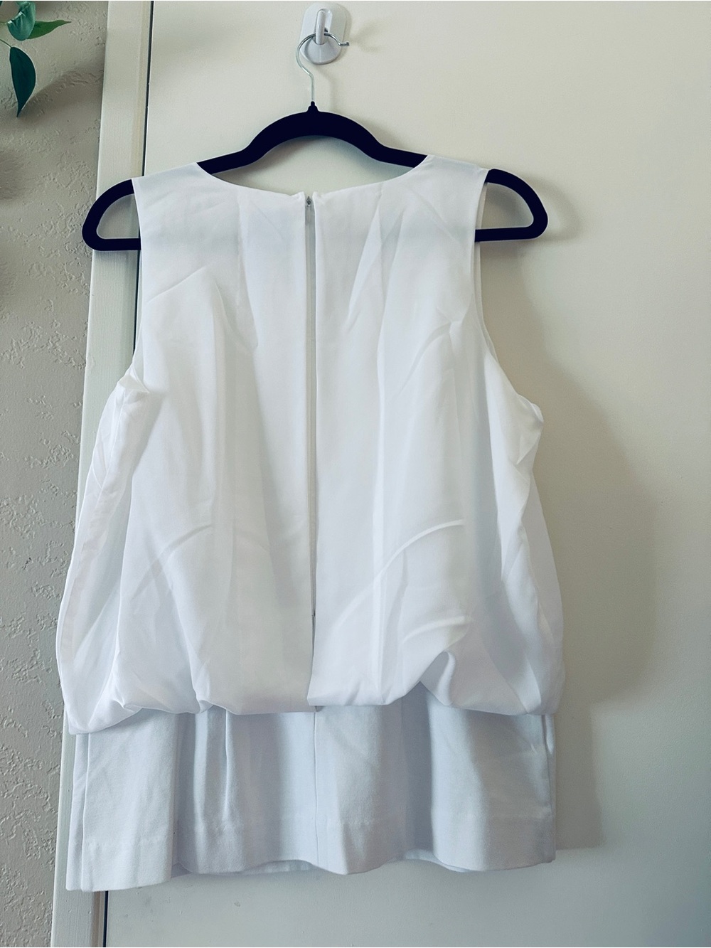 CAbi White Sleeveless Blouse- size Medium- Draped Bellowed Hem NWOT - Picture 3 of 10